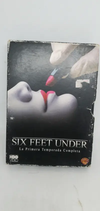 DVD Six Feet Under Temporada 1 Completa - miniatura 1