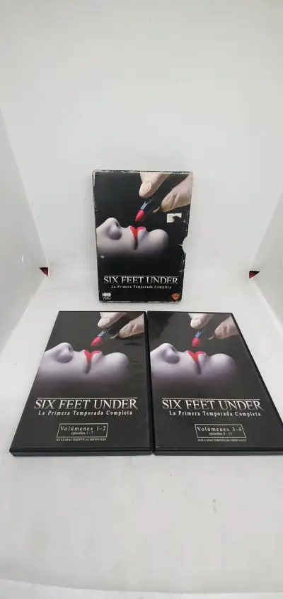 DVD Six Feet Under Temporada 1 Completa - miniatura 3
