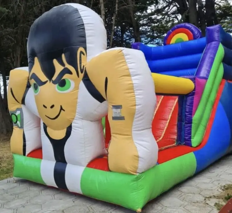 Inflable de Juegos para Niños con Diseño de Personaje - 2
