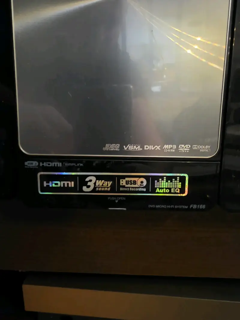 Sistema de sonido LG con control remoto - 5