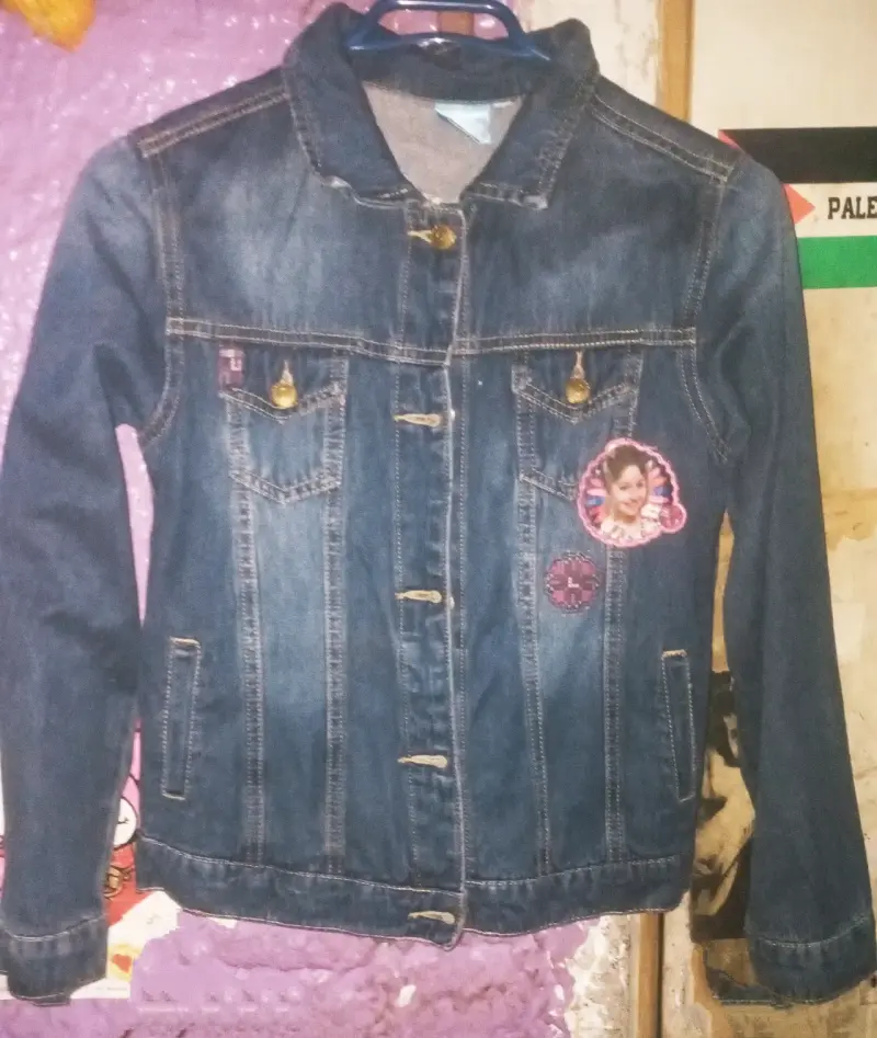 Chaqueta de mezclilla soy Luna