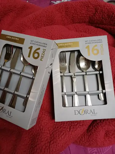 Set de Cuchillería de Acero Inoxidable Doral 16 Piezas - miniatura 1