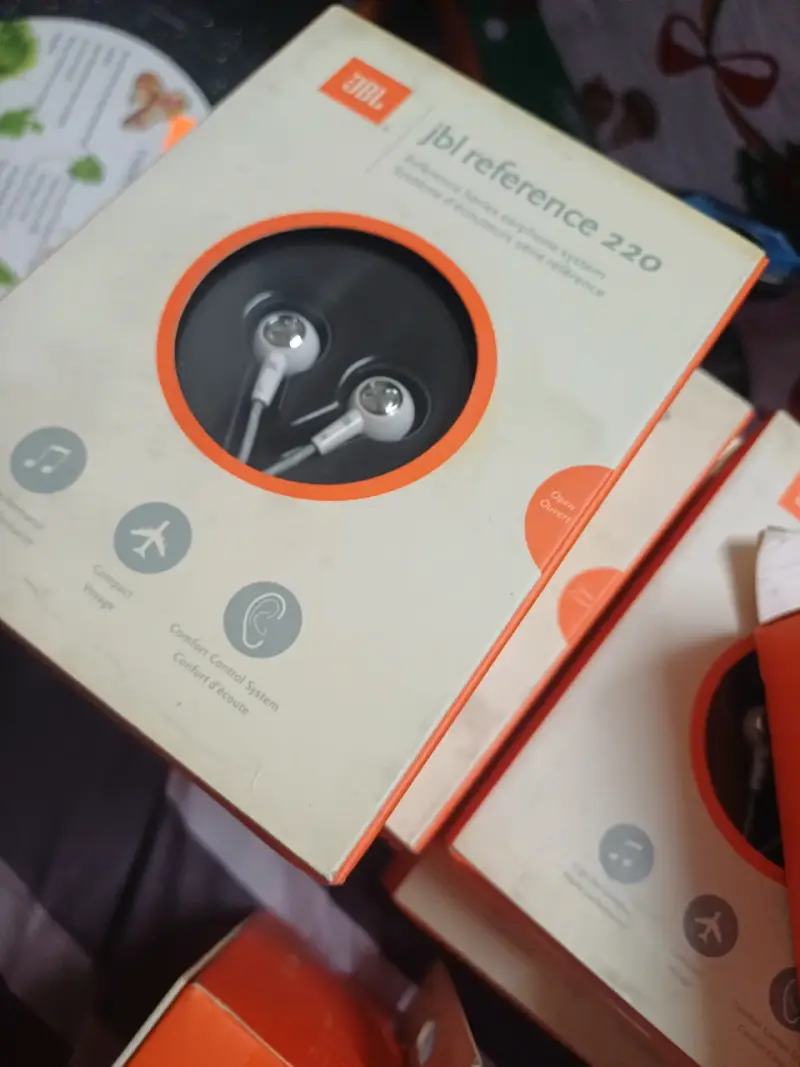 Auriculares JBL Reference 220 de alta calidad - 3