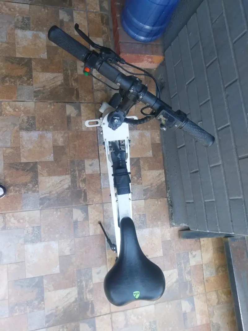 Bicicleta Trek Marlin 5 MTB amarilla - 3