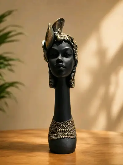 Escultura Decorativa de Mujer Africana en Negro y Dorado - miniatura 1