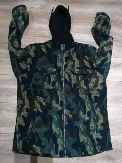 Chaqueta camuflada con capucha Maui XXL - miniatura 3