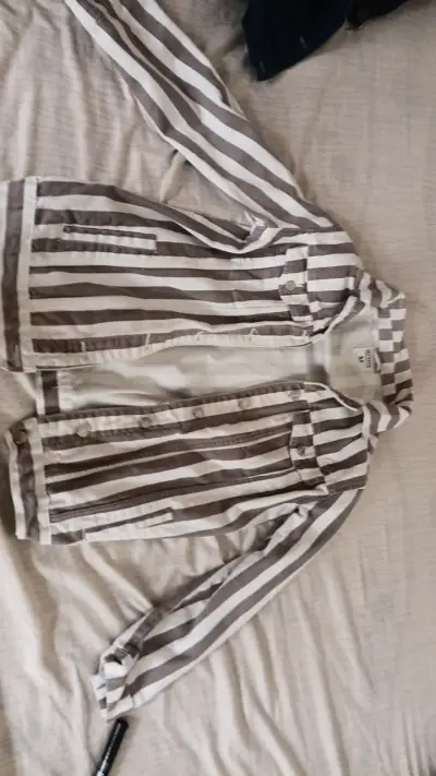 Chaqueta de mezclilla para hombre - miniatura 2
