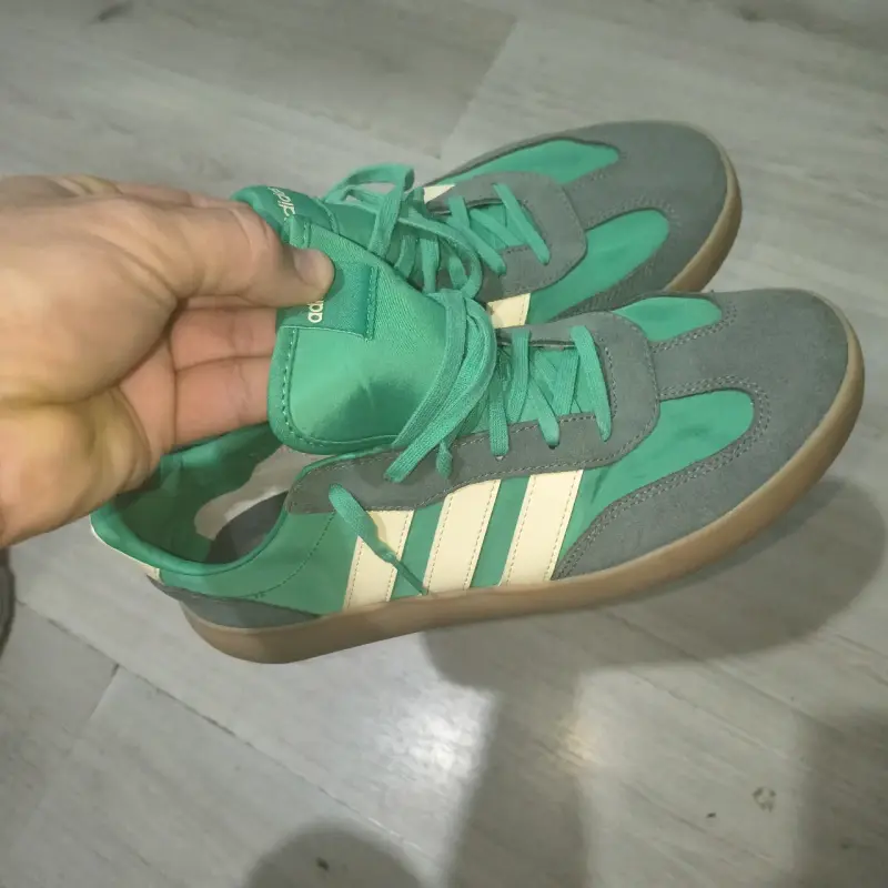 Zapatillas deportivas Adidas verdes talla 44 - 3