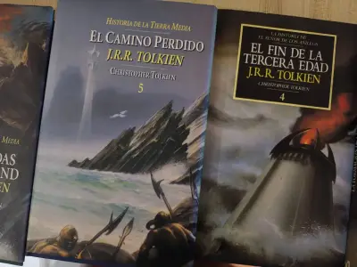 Colección de libros Historia de la Tierra Media de J.R.R. Tolkien - miniatura 1