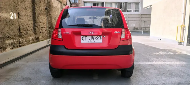 Hyundai Getz 2011, 124.900 km, rojo en buen estado - 5