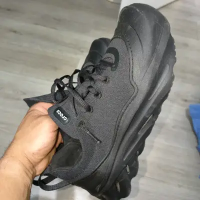 Zapatillas negras Crocs para hombre 44 - miniatura 1