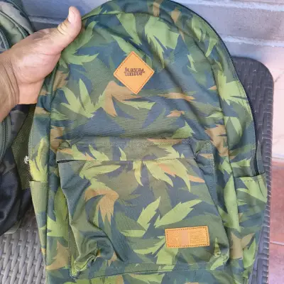 Mochila camuflada Kaya Unite en buen estado - miniatura 1
