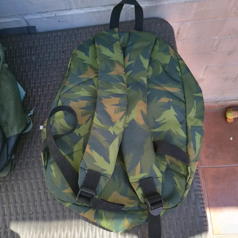 Mochila camuflada Kaya Unite en buen estado - 3