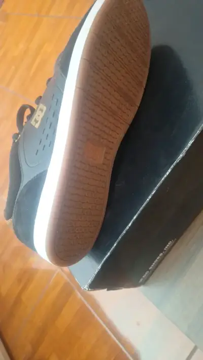 Zapatillas negras DC Shoes para hombre - miniatura 3