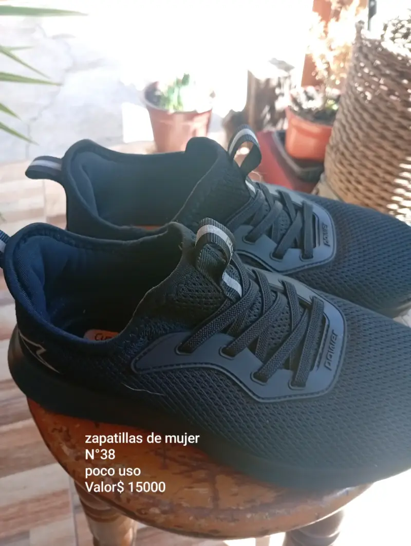 Zapatillas deportivas negras  talla 38 - 2
