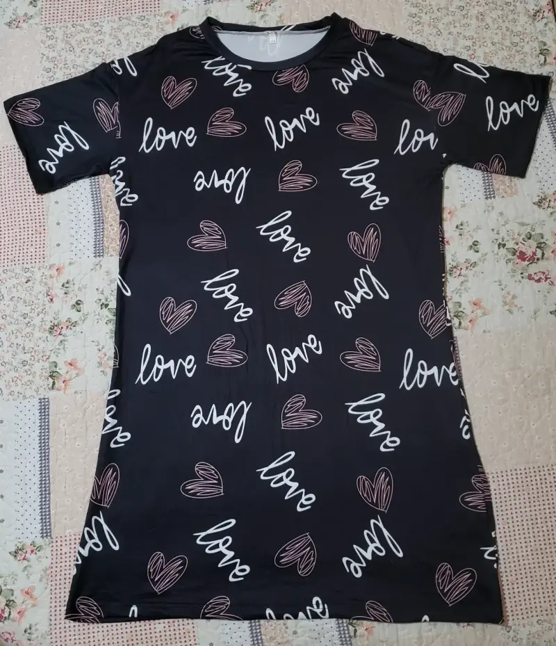 Vestido negro estampado 'Love' para mujer