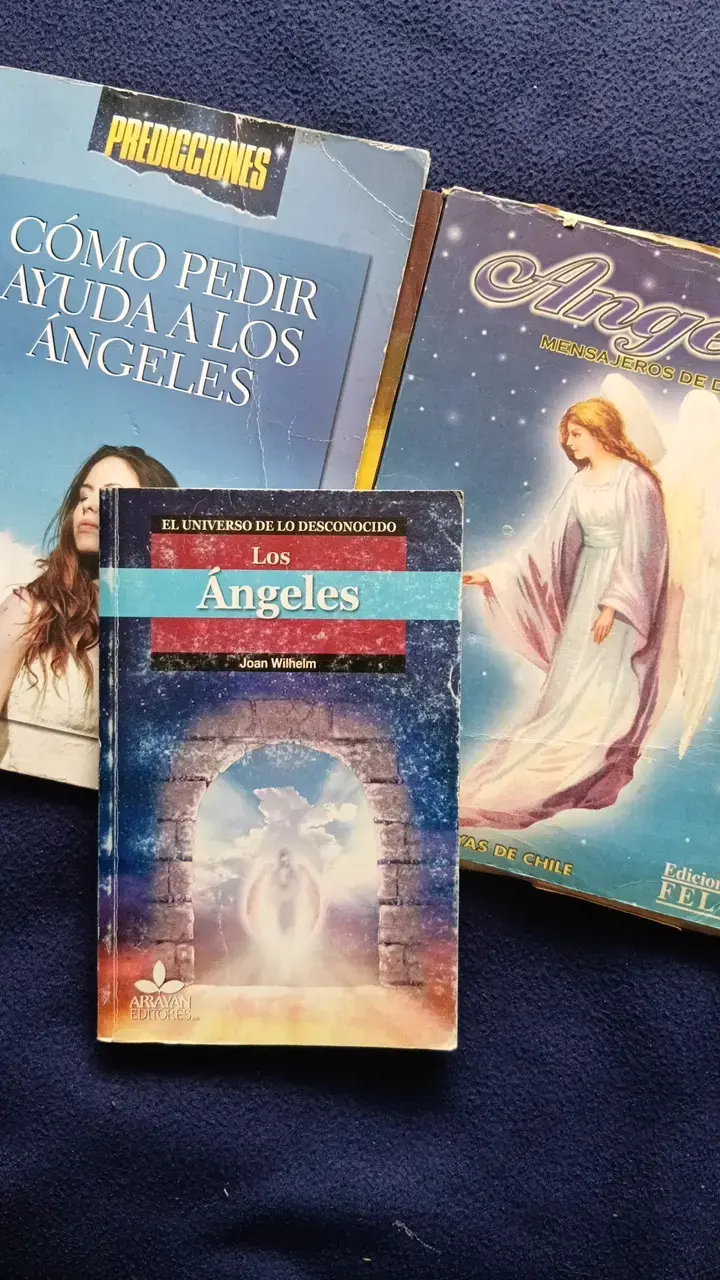 Lote de libros sobre ángeles y espiritualidad