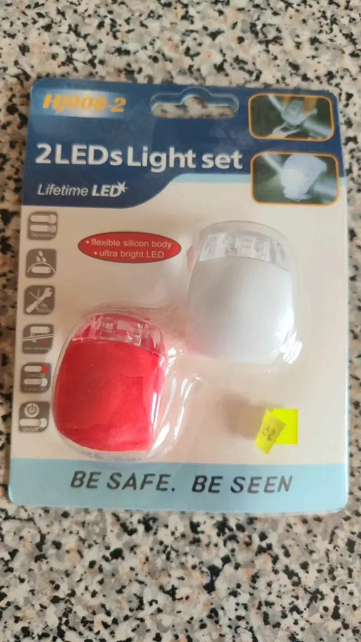 Set de Luces LED para Bicicleta HJ008-2 - 1