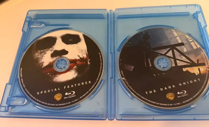 Blu-Ray de The Dark Knight, en Excelente Estado - 2