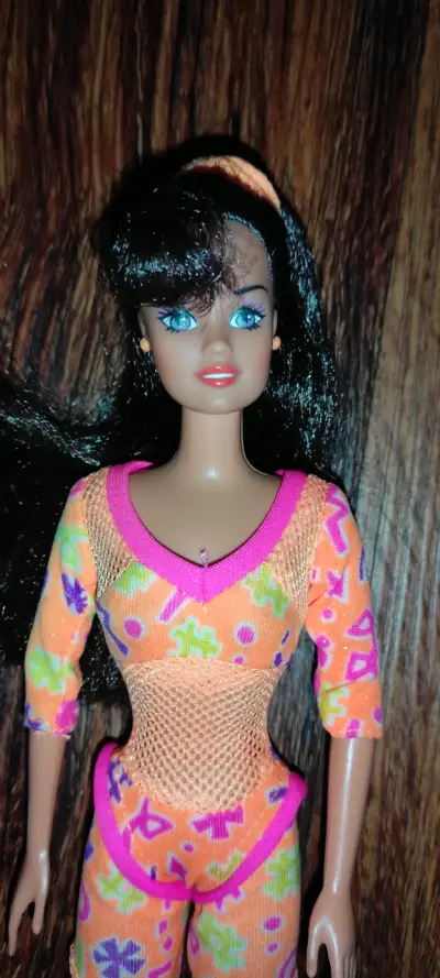 Teresa Workin' Out muñeca Barbie - miniatura 3
