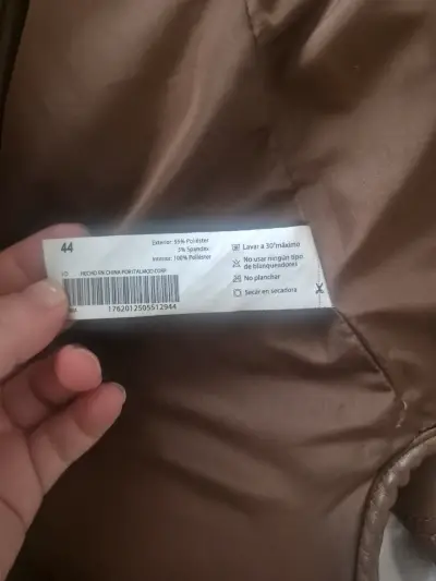 Chaqueta de cuero sintético marrón para mujer - miniatura 4