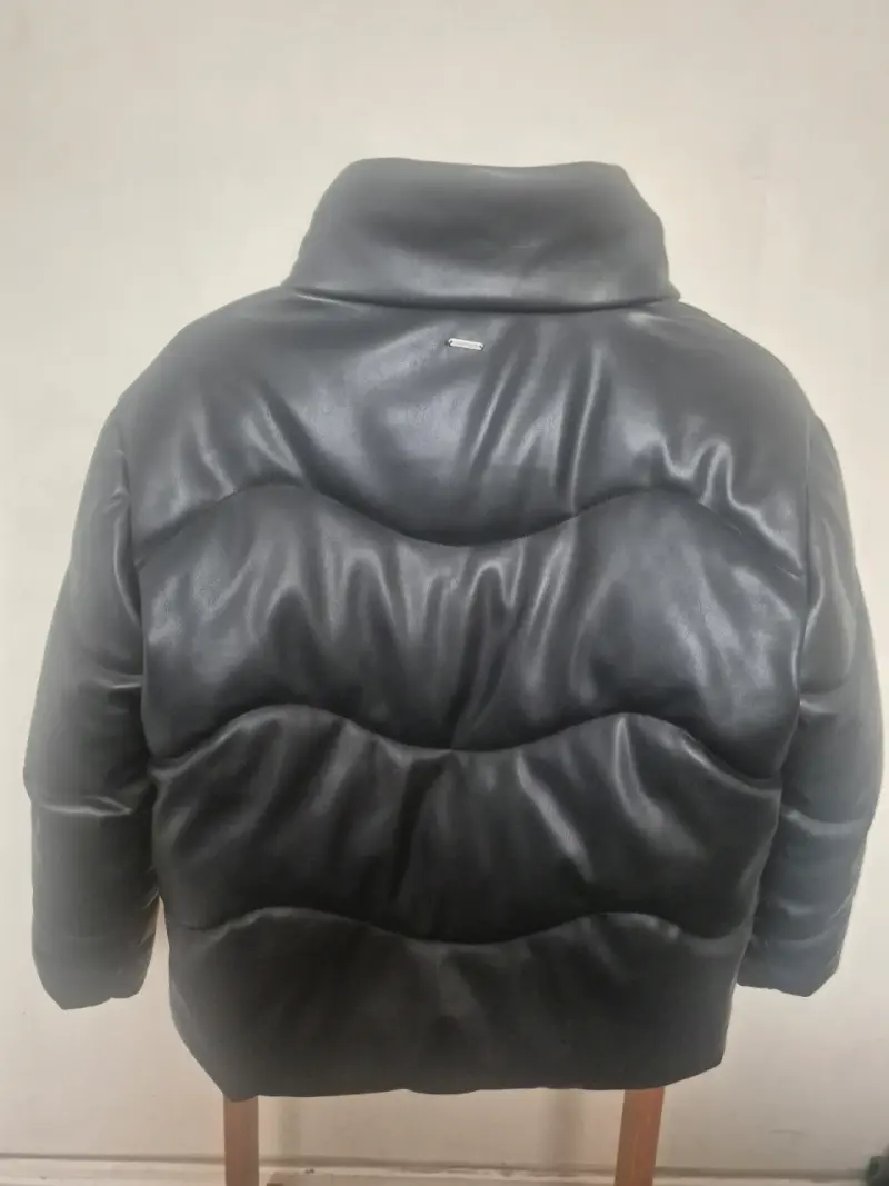 Chaqueta acolchada negra Raindoor para invierno - 1