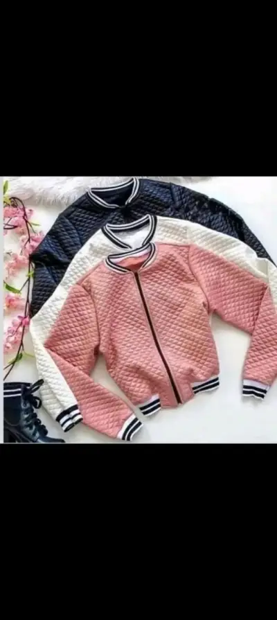 Chaqueta bomber acolchada para mujer en varios colores - miniatura 3