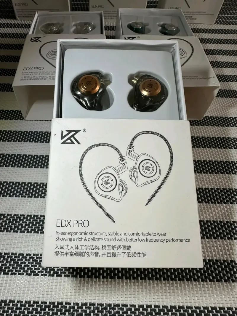 Auriculares In-Ear KZ EDX Pro con Sonido Estéreo - 4