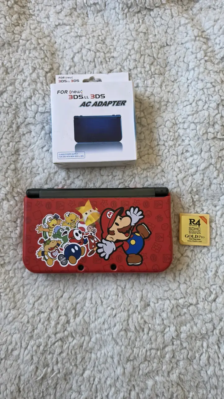 Consola New Nintendo 3DS XL + R4 Gold Pro - 6