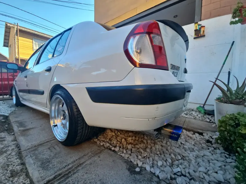 Renault clio - 3