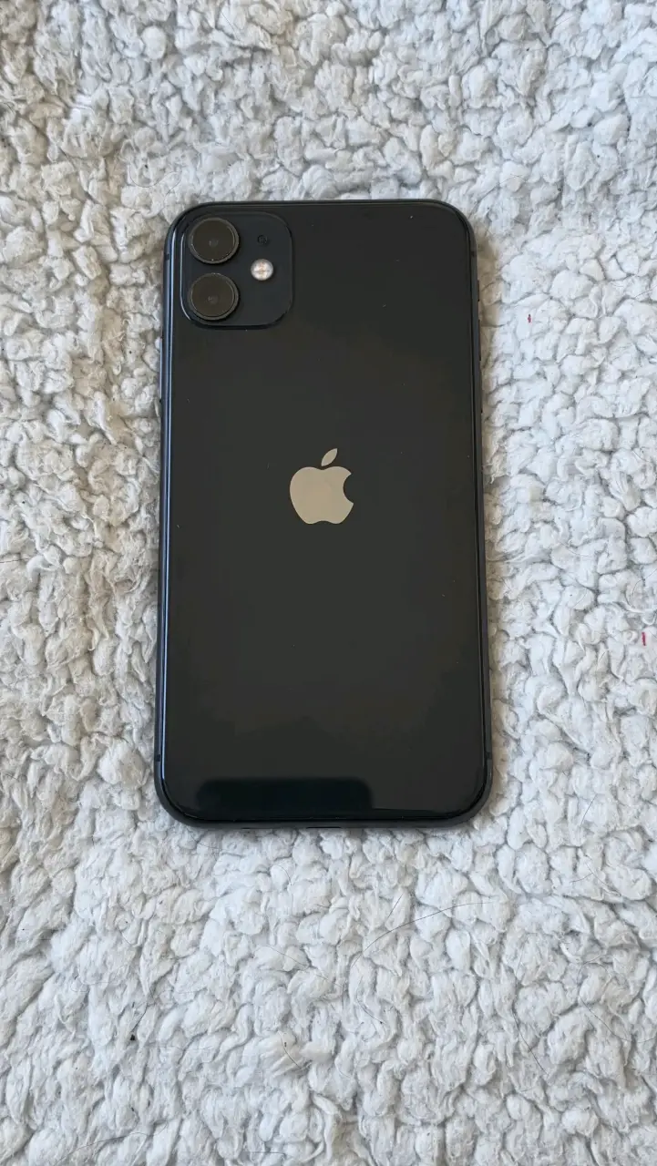 iPhone 11 128GB 69% de Bateria - 2