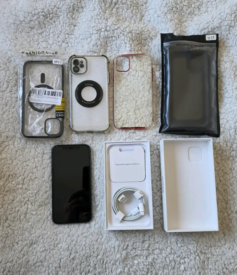 iPhone 11 128GB 69% de Bateria - 6
