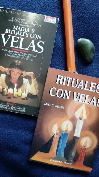 Libros de Magia y Rituales con Velas - miniatura 1