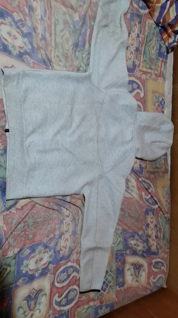Polerón con capucha gris Nike Tech para hombre - 2