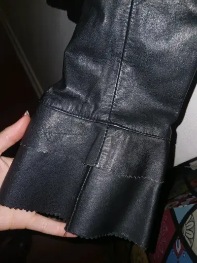 Chaqueta de cuero negra para mujer - miniatura 3