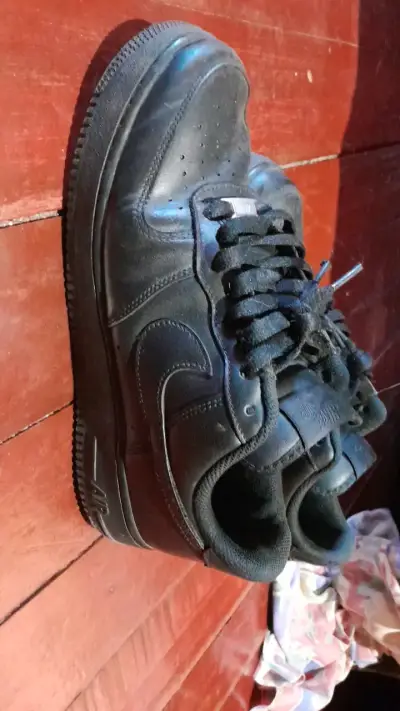 Zapatillas deportivas negras para hombre - miniatura 3