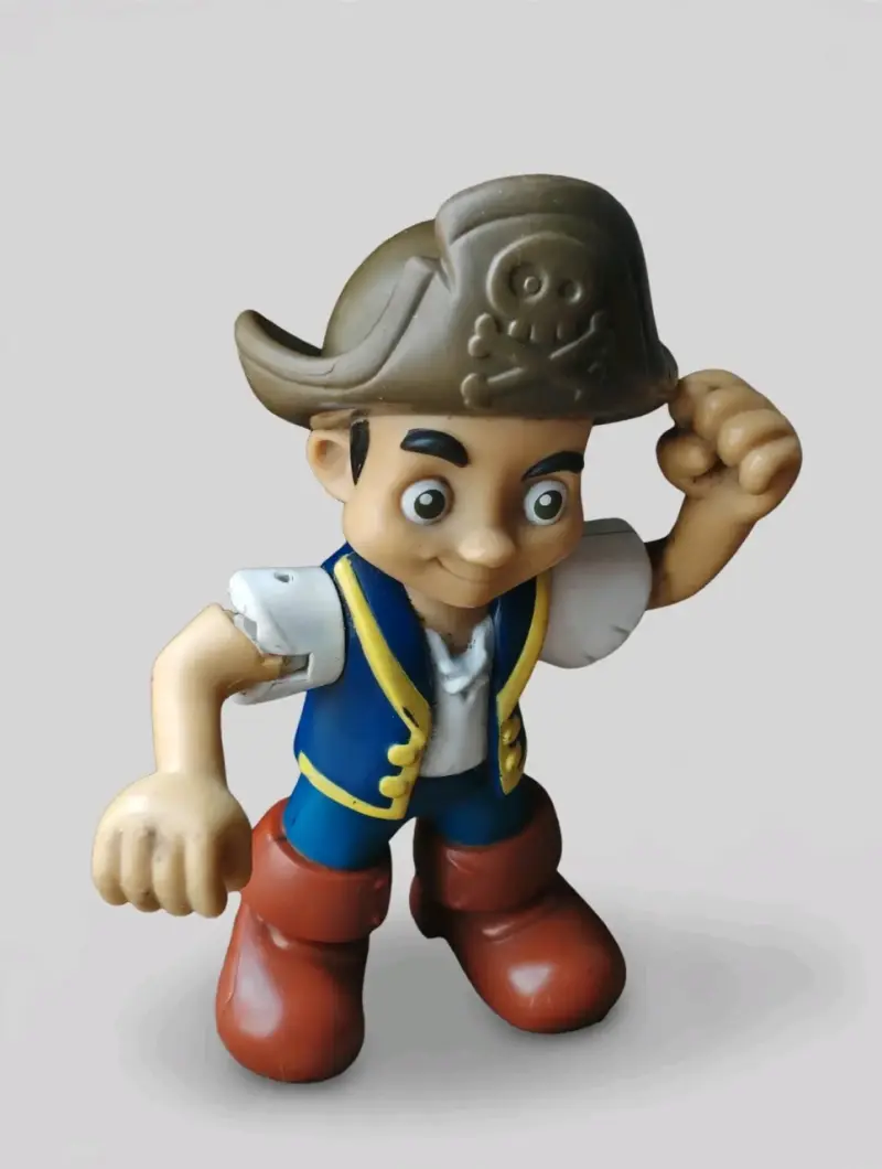 Figura de acción pirata de juguete