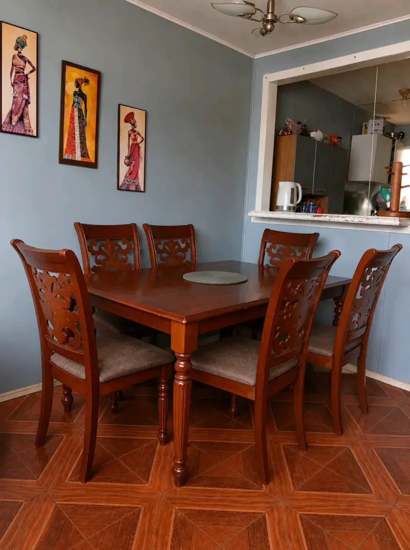 Juego de Comedor de Madera con 6 Sillas