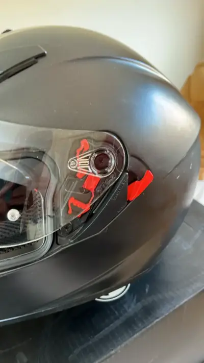 Casco de moto AGV negro con visor - miniatura 3