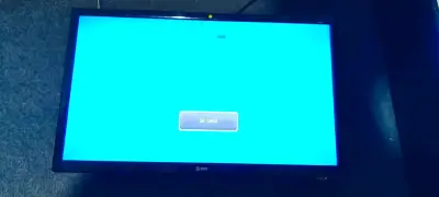 Monitor Onn 24 pulgadas en buen estado - miniatura 2