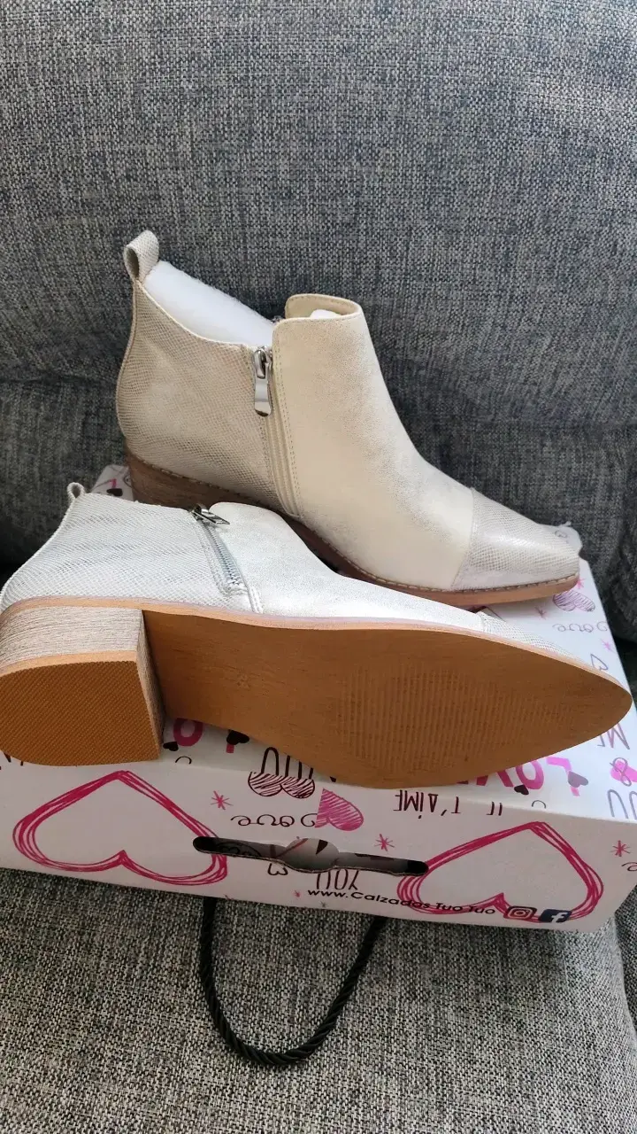 Nuevos!! Botines beige con cierre lateral - 2