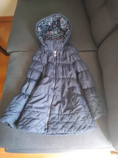 Abrigo de invierno azul para niña con capucha - miniatura 1