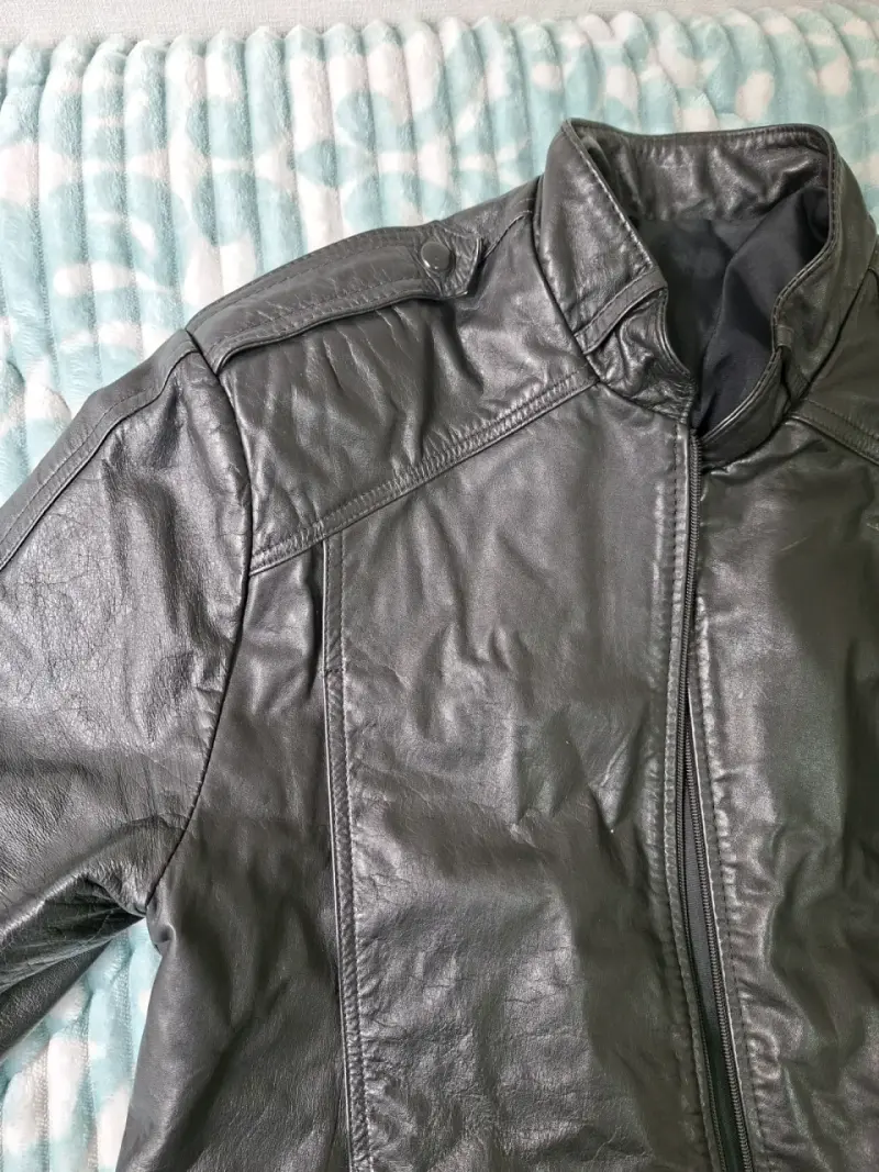 Chaqueta de cuero negra para hombre talla M - 2