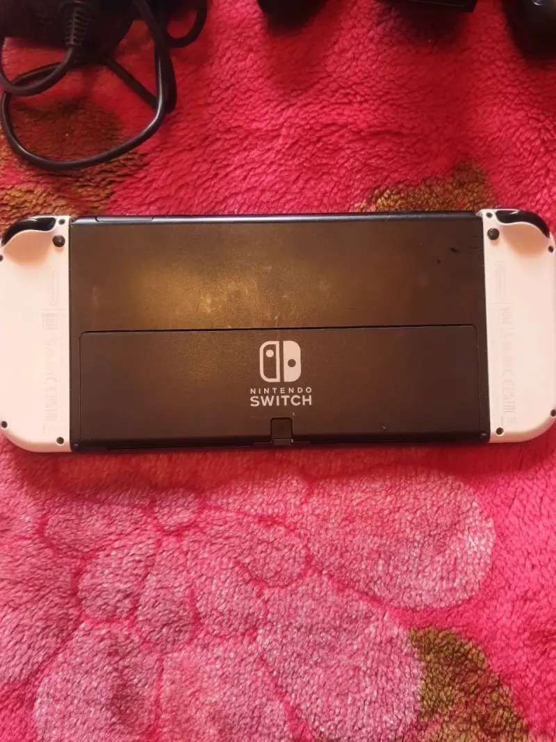 Consola Nintendo Switch con Joy-Con Blanco - 5