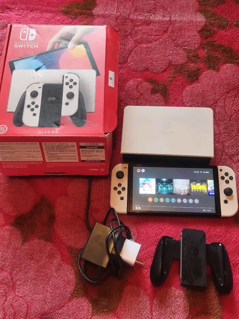 Consola Nintendo Switch con Joy-Con Blanco - 6