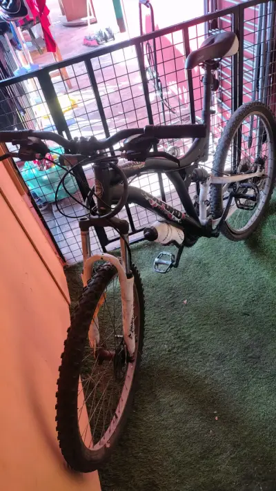 Bicicleta de Montaña Aro 26 con Suspensión - miniatura 1