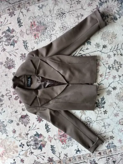 Blazer marrón elegante para mujer Liolá - miniatura 1