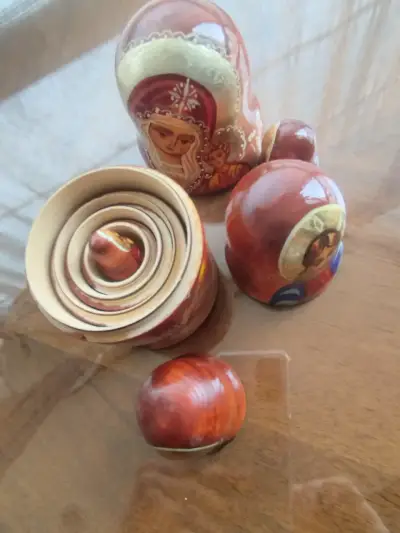 Muñecas Rusas Matrioskas Pintadas a Mano - miniatura 2