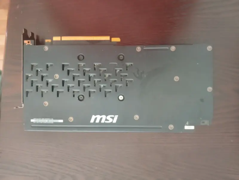 Tarjeta gráfica MSI GeForce GTX1060 6GB - 3
