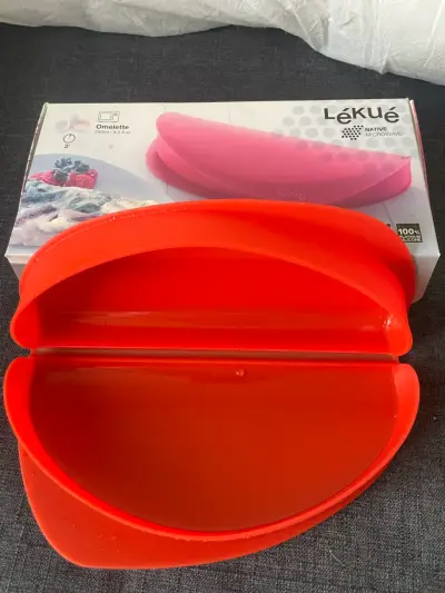 Molde para omelette de silicona Lékué rojo - miniatura 1